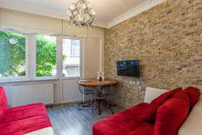 Charming Apartment Designed with Ottoman Style 5 Min Walk to Taksim Square in Beyoglu